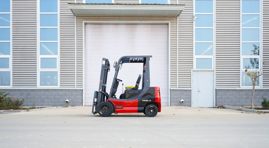 TYPHON VIGOR 1.5 Ton Electric Forklift – image 4