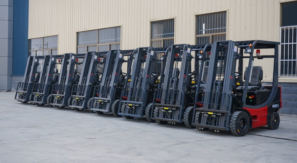 TYPHON VIGOR 1.5 Ton Electric Forklift – image 2