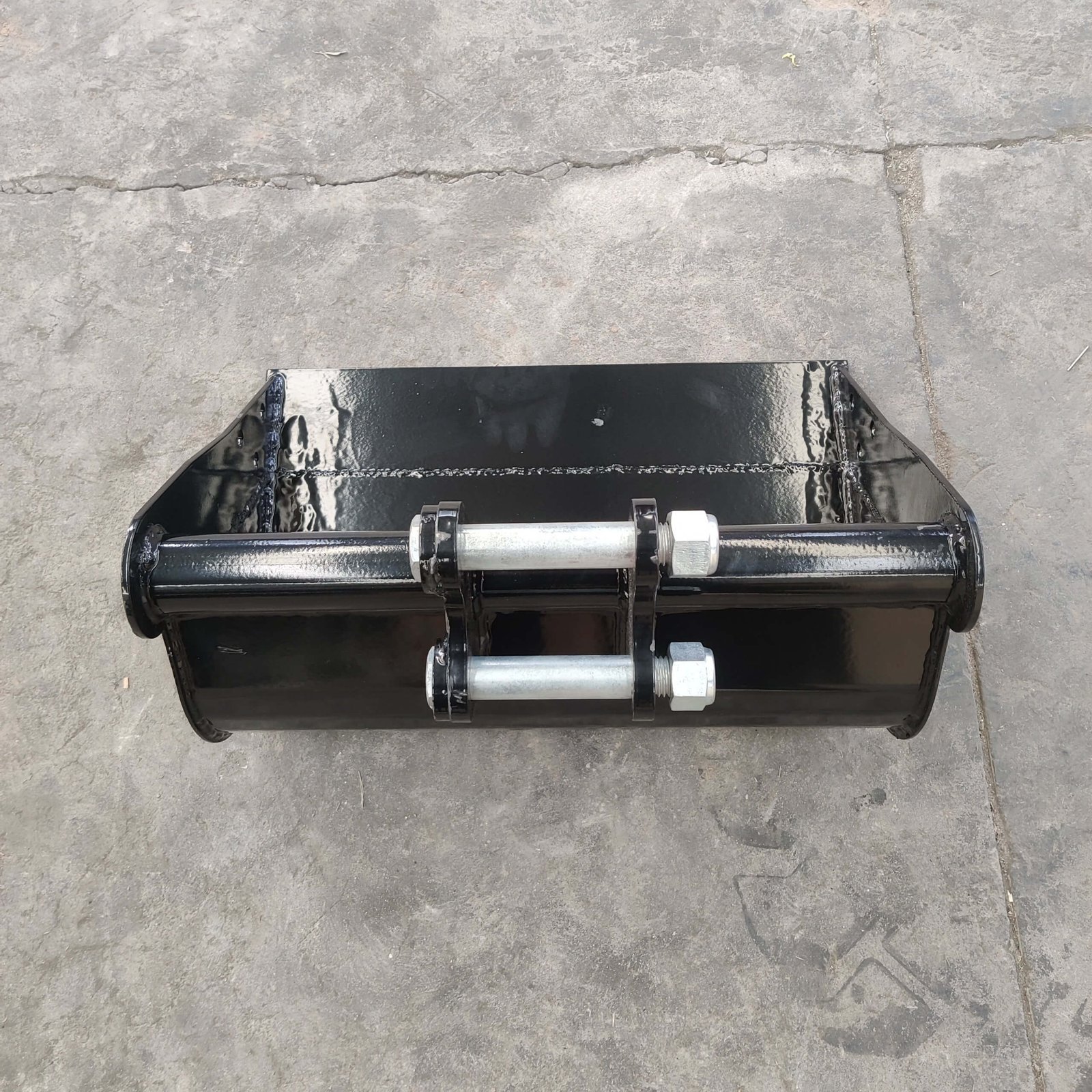 TYPHON 500mm Plain Mud Bucket Set – image 10