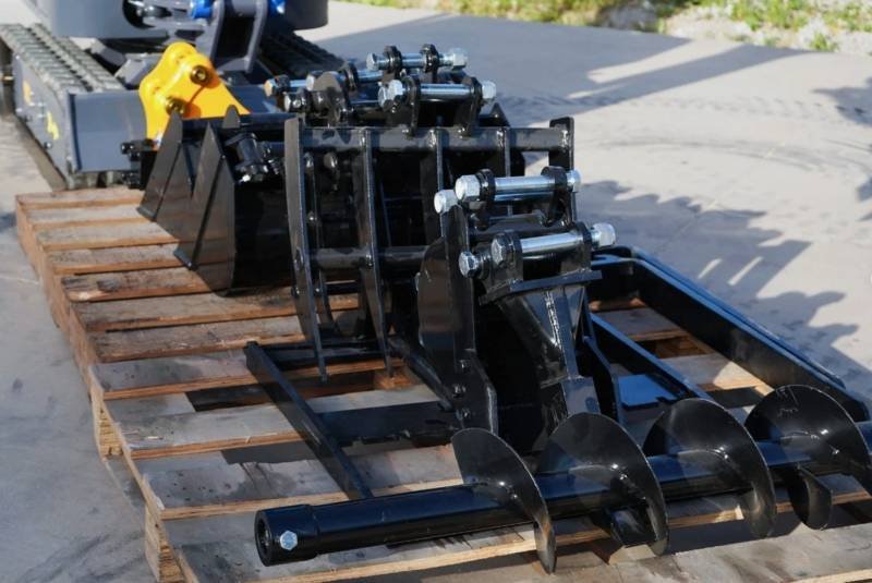 Mini Excavator 11-in-1 Attachment Kit – image 14
