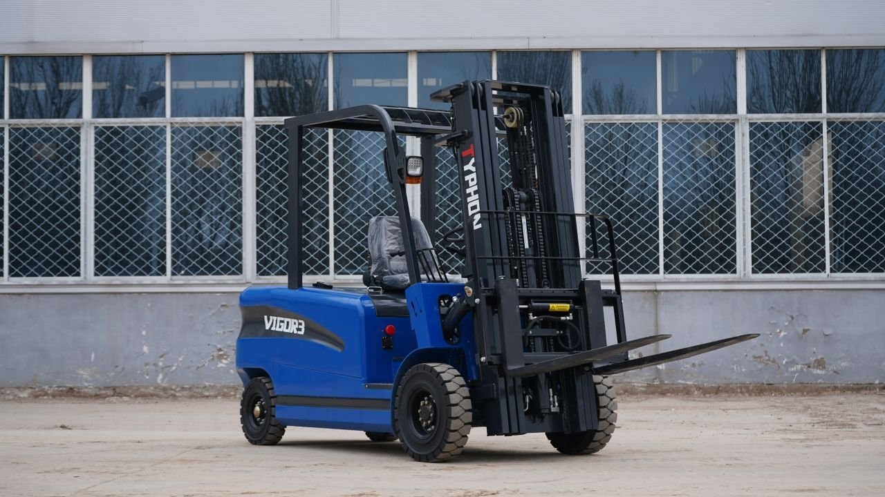 TYPHON VIGOR 3 Ton Blue Forklift – image 6