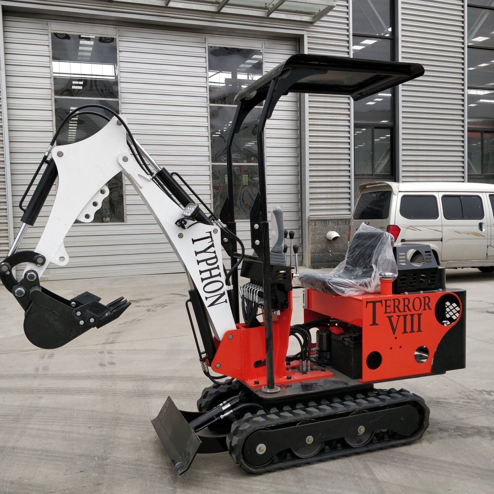 TYPHON TERROR VIII 800kg Excavator – image 3
