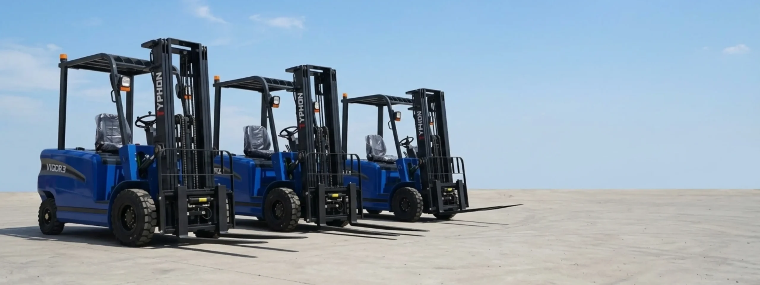 Reliable forklifts for warehouses, loading areas, storage yards, and daily lifting work