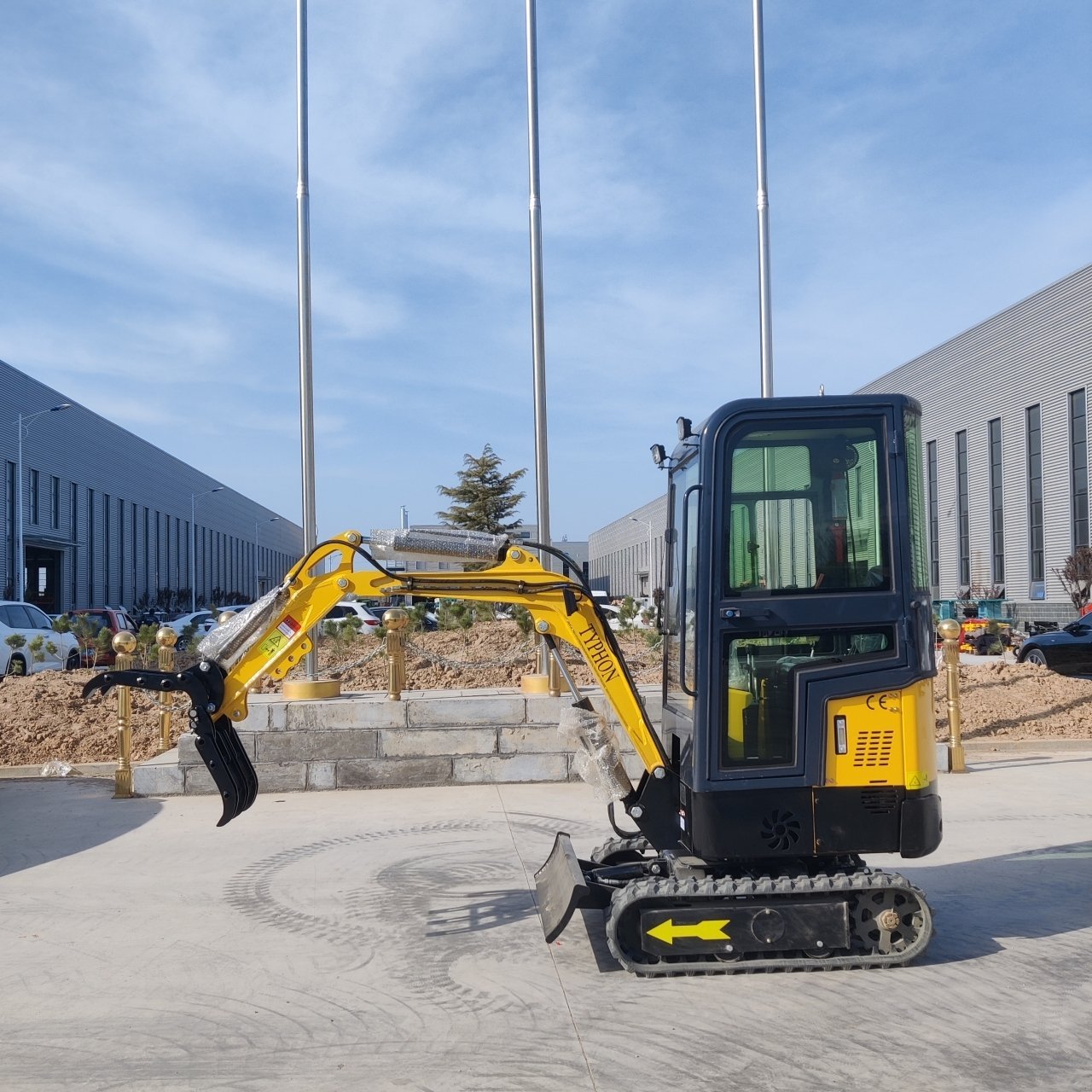 TYPHON Mini Excavator Grapple Tool – image 8