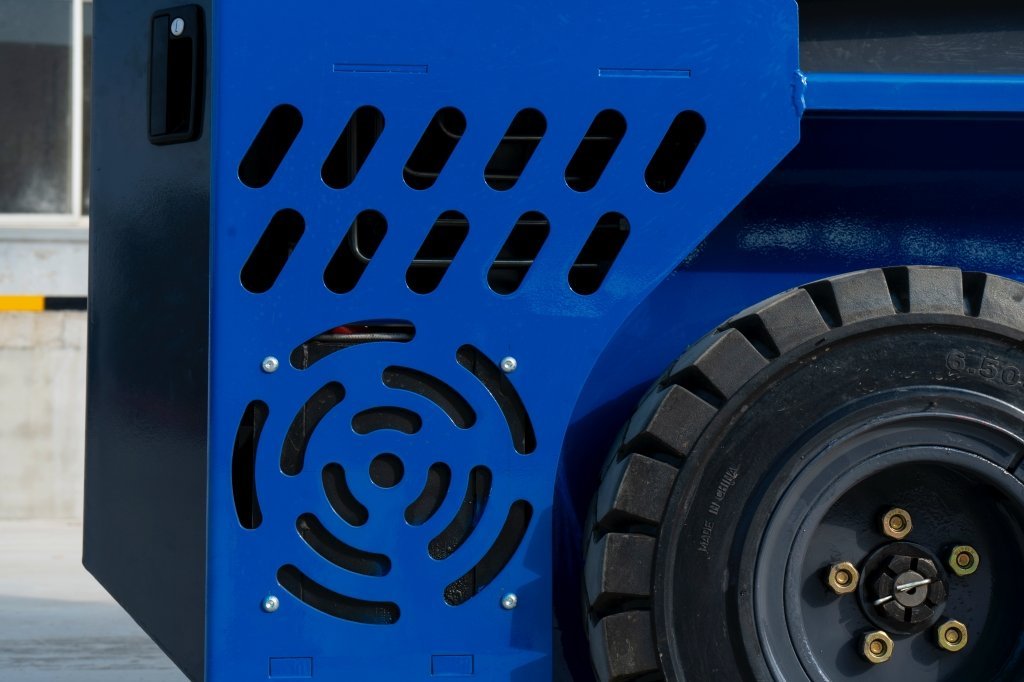 TYPHON STOMP Kubota Mini Skid Steer – image 21