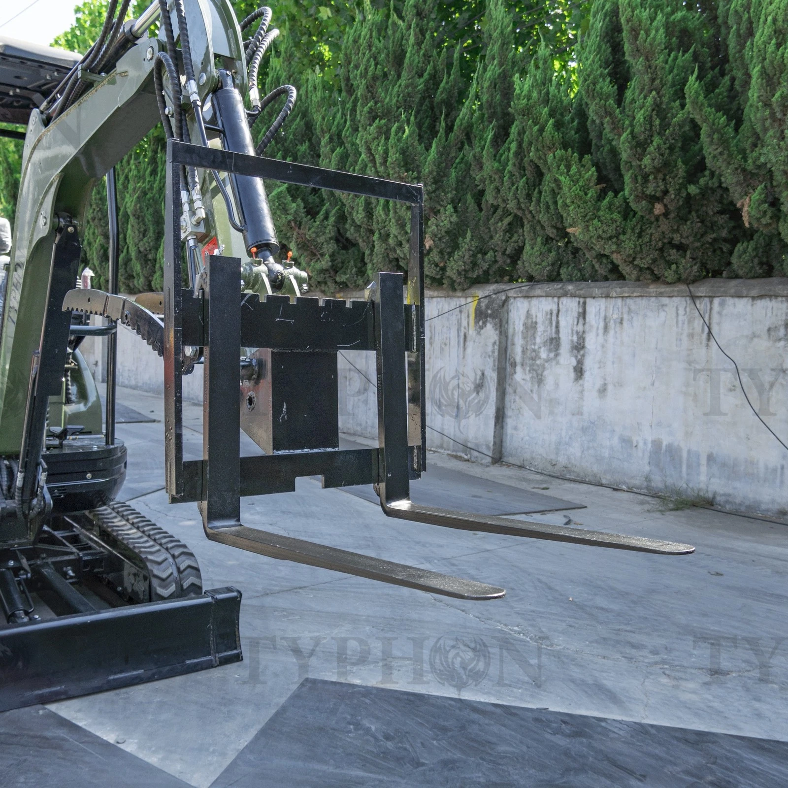 Mini Excavator Pallet Fork Attachment – image 5