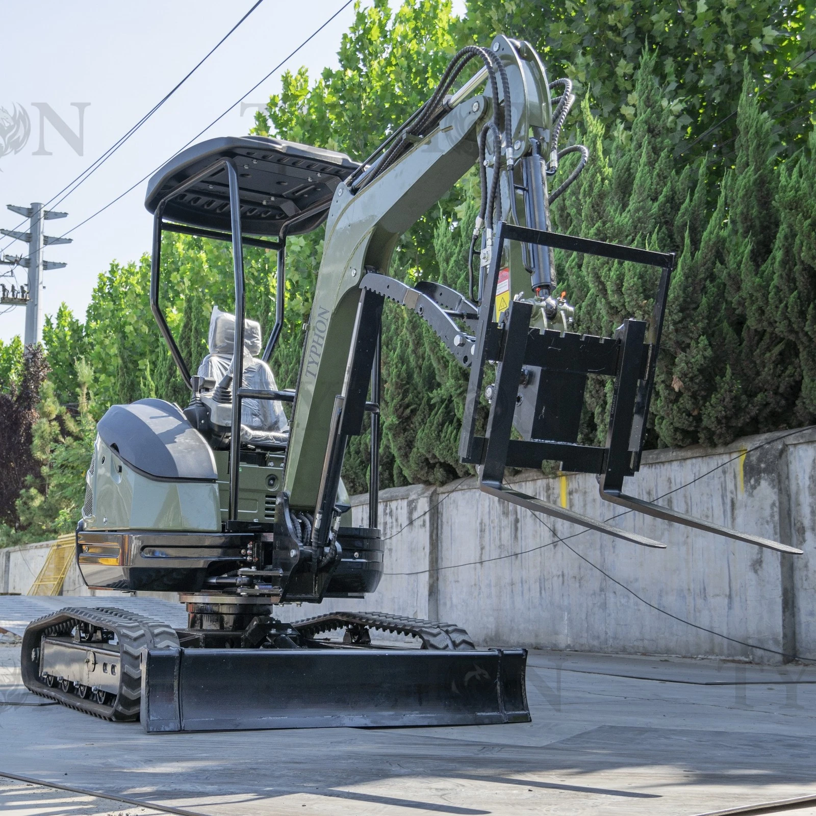 Mini Excavator Pallet Fork Attachment – image 4