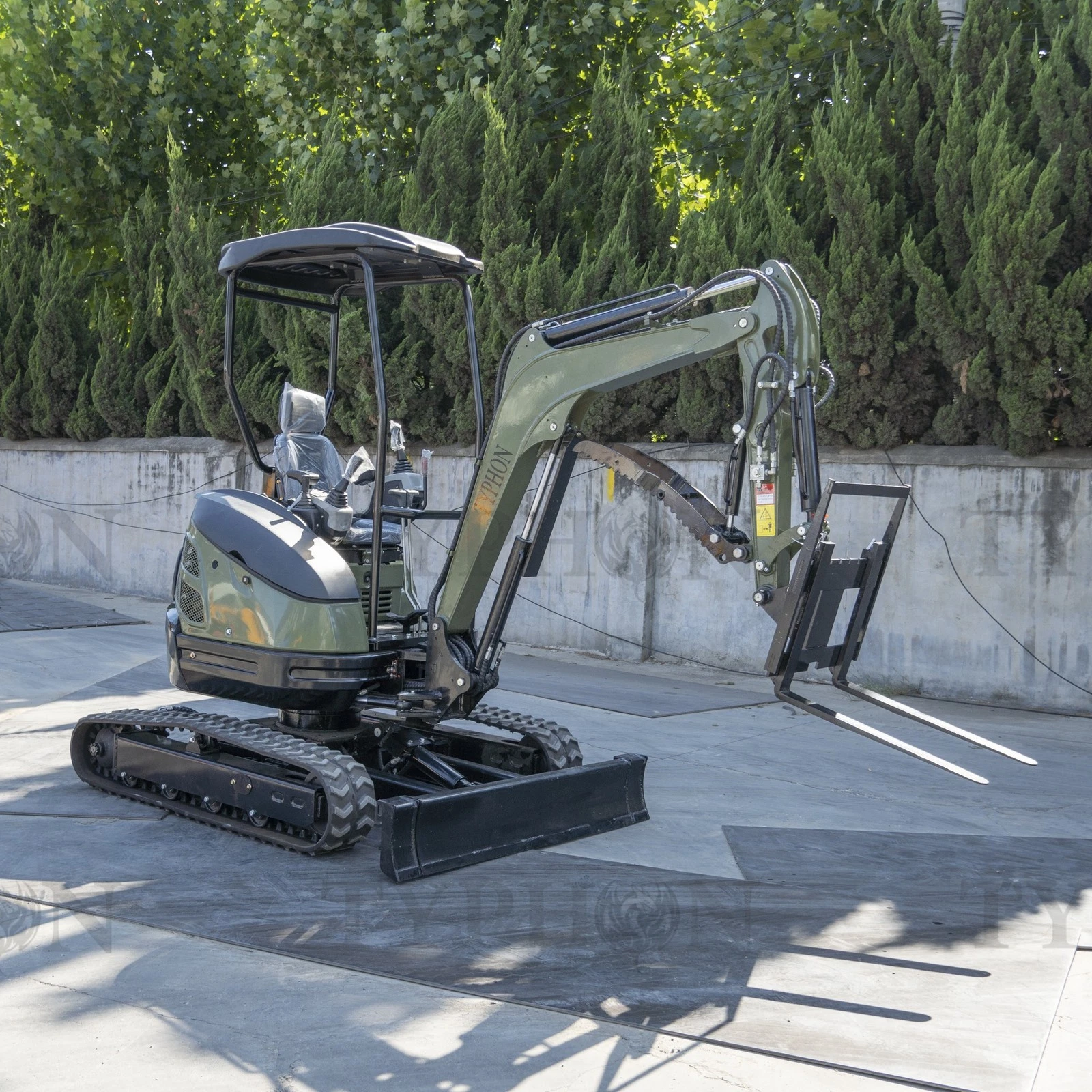 Mini Excavator Pallet Fork Attachment – image 3
