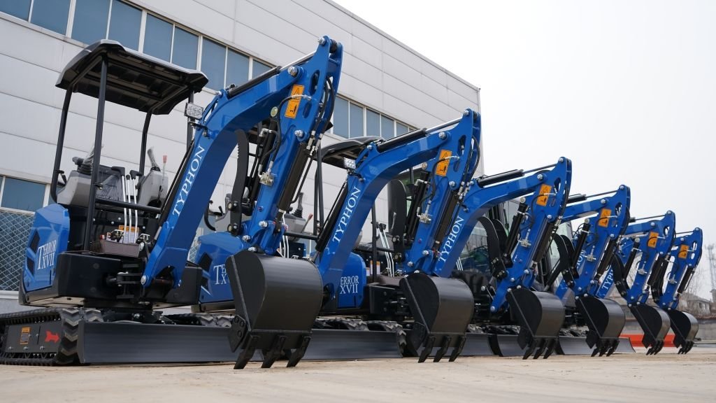 TYPHON TERROR XVII Cabin Excavator – image 5