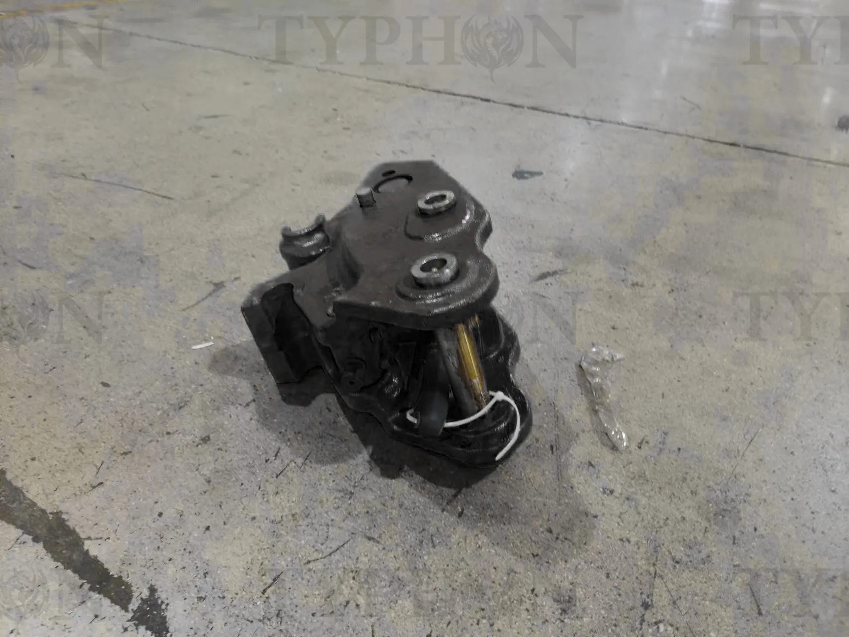 TERROR X2 PRO Quick Hitch Coupler – image 7
