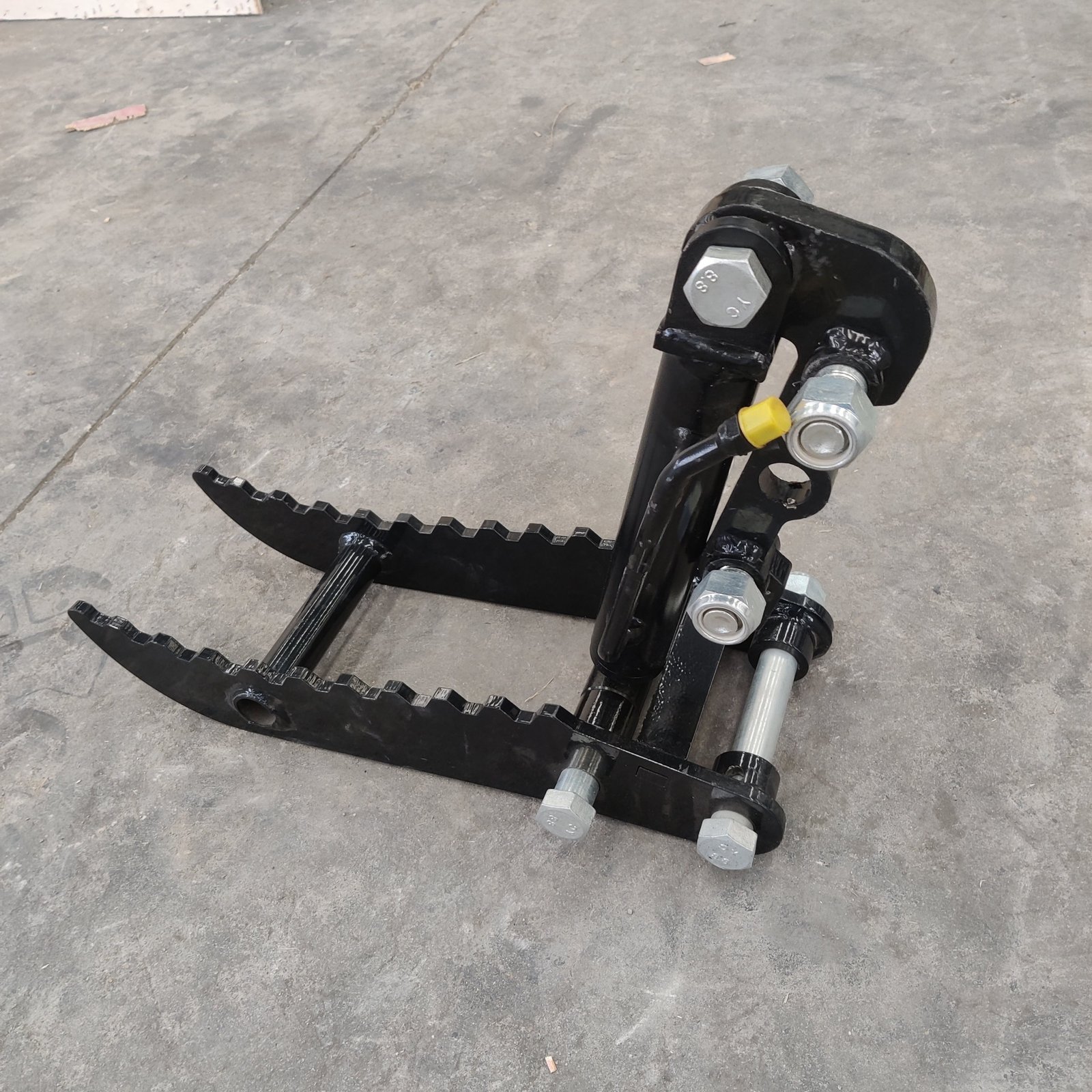 TYPHON Hydraulic Thumb Clip Kit – image 8
