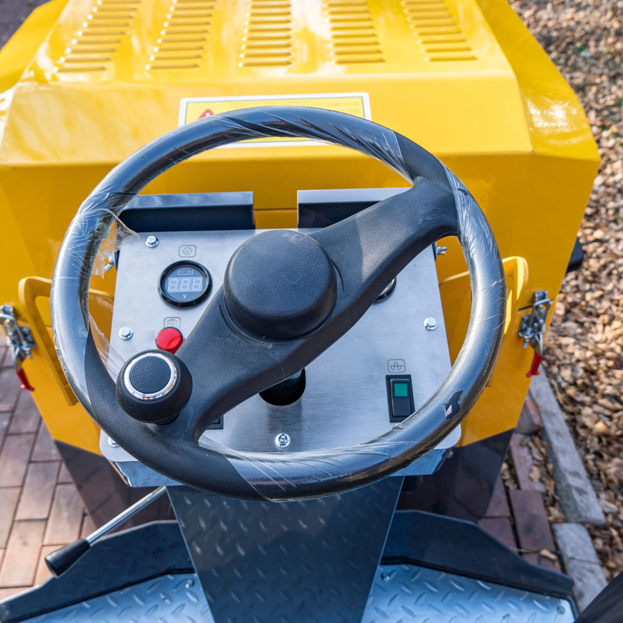 TYPHON FURY 20 2 Ton Road Roller – image 20