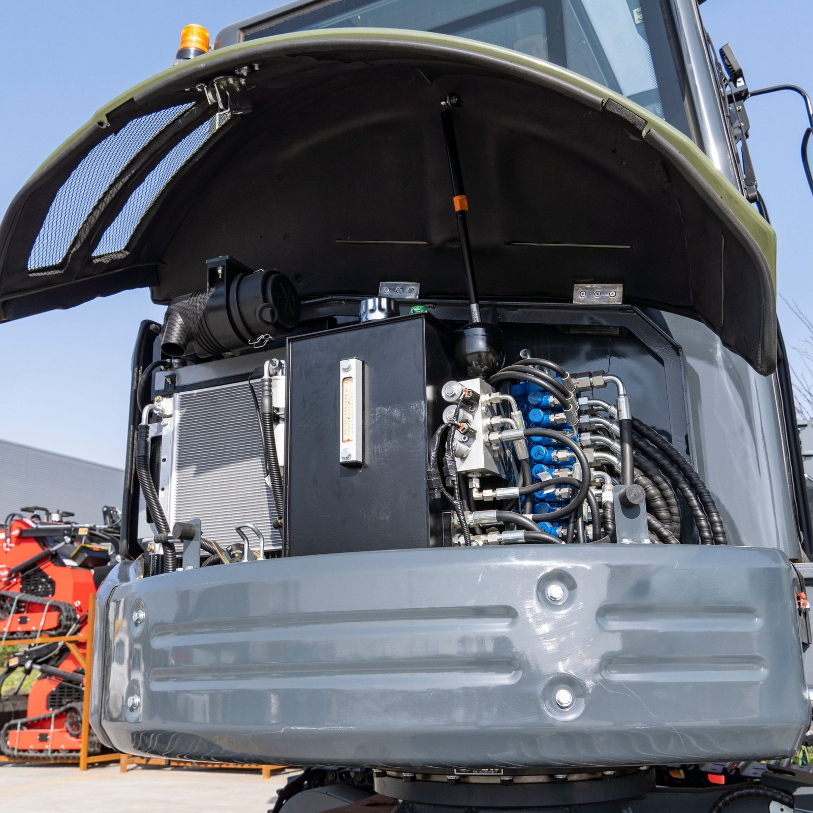 TYPHON KUVUO 4 Ton Cabin Excavator – image 22