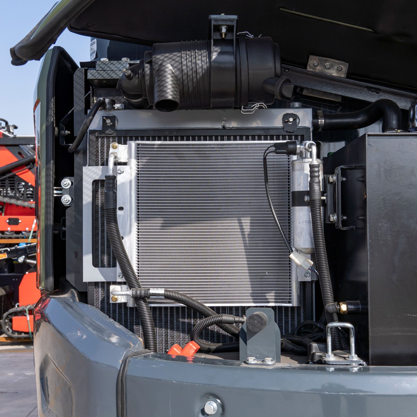 TYPHON KUVUO 4 Ton Cabin Excavator – image 25