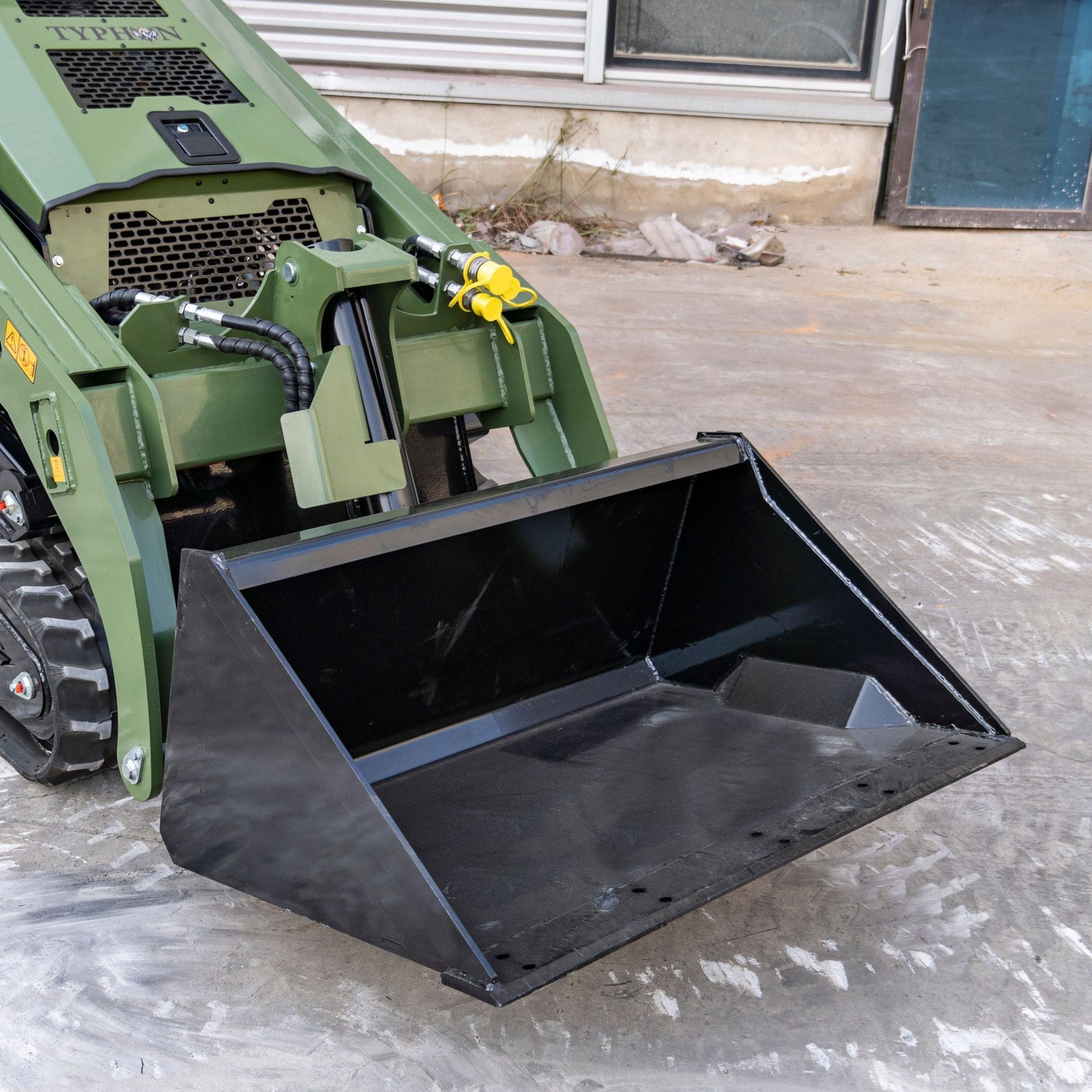 TYPHON STOMP V1000 Diesel Skid Steer – image 20