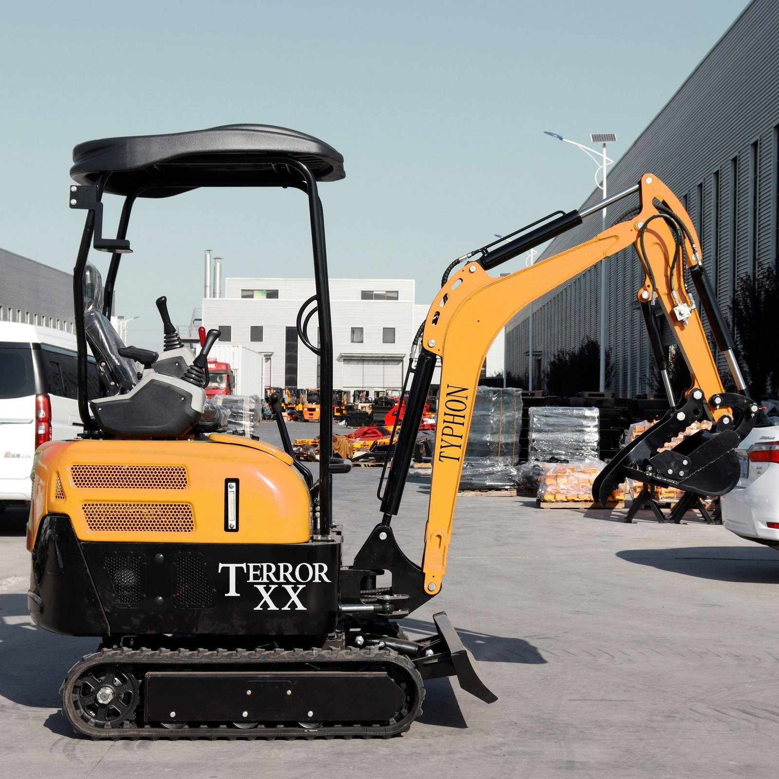 TYPHON TERROR XX 4000 lb Excavator – image 2
