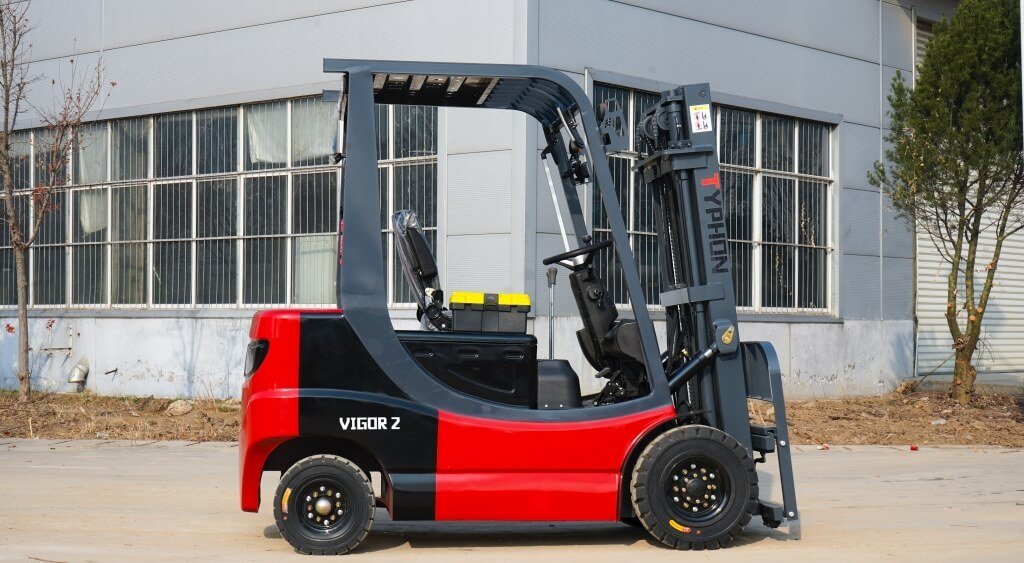 TYPHON VIGOR 2 Ton Electric Forklift – image 4