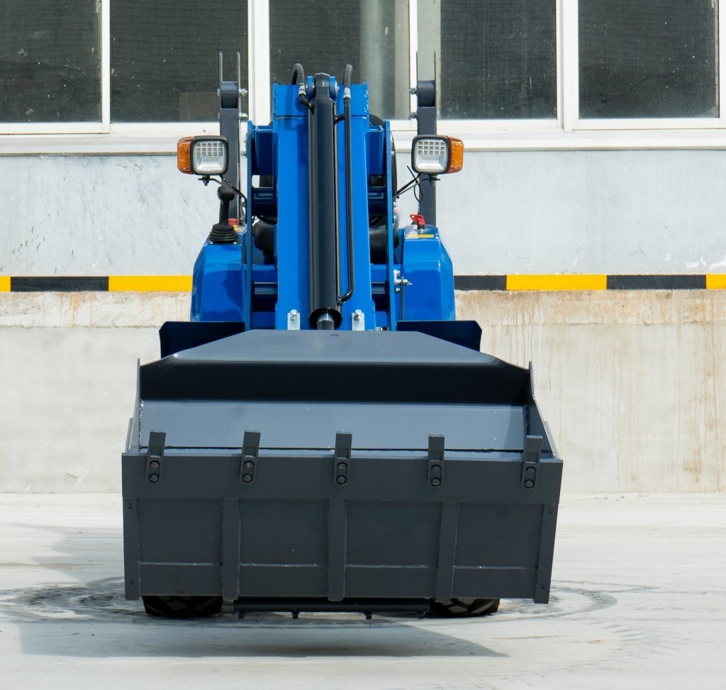 TYPHON Telescopic Wheel Loader 1 Ton – image 16