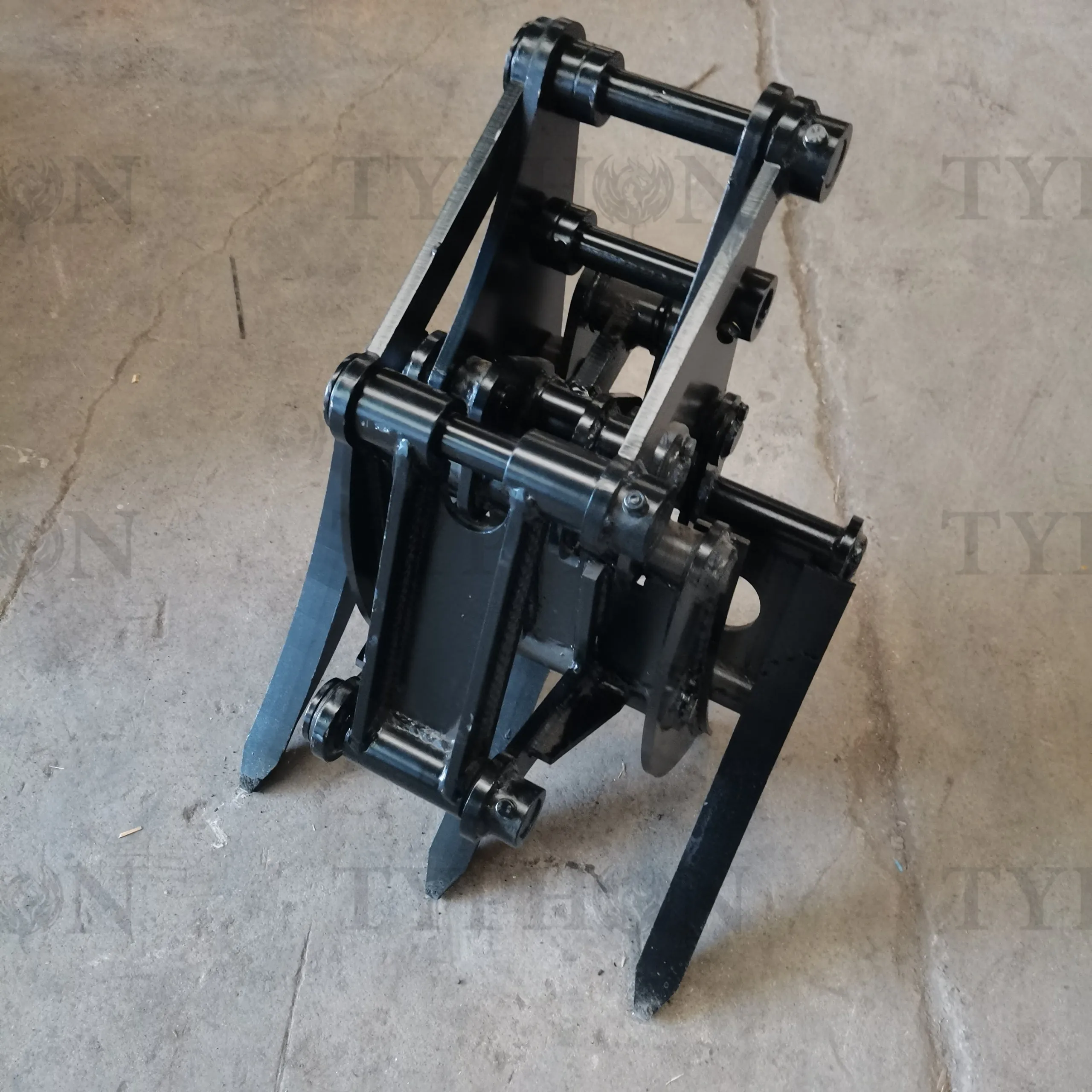 TERROR X2 PRO Excavator Grapple – image 3