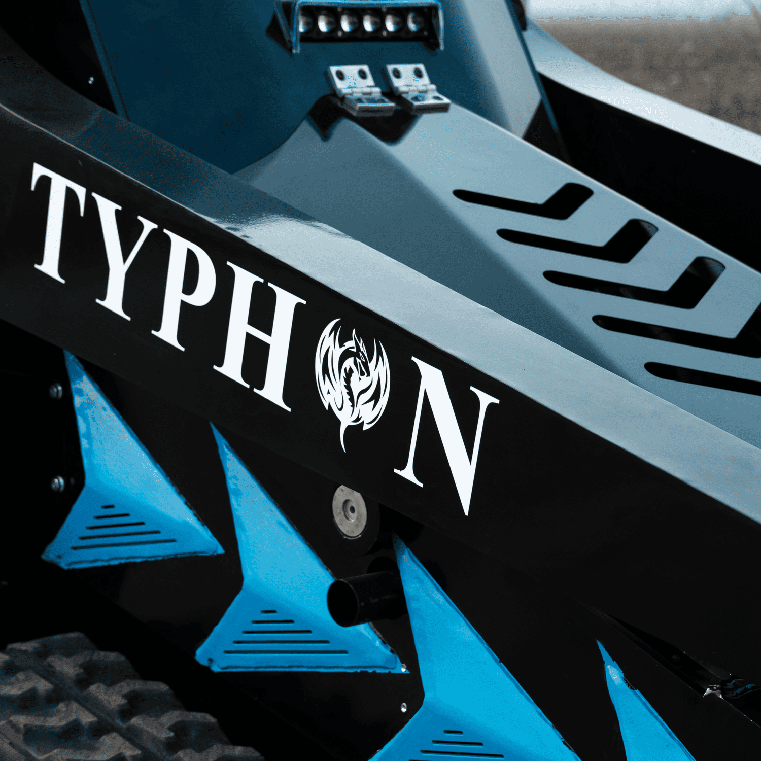 NEW TYPHON STOMP X1300 & STOMP 509 Mini Skid Steer Ripper Attachment 3 Tooth – image 5